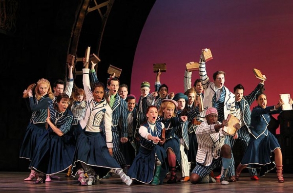 Photo Flash: First Look at Jackie Burns & Chandra Lee Schwartz in WICKED! Image