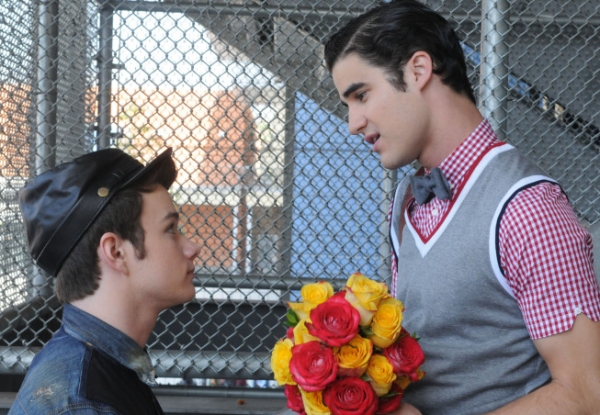 Kurt (Chris Colfer, L) and Blaine (Darren Criss, R) share a moment Photo