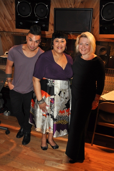 Andros Rodrigues, Martha Wash and Lynn Pinto Photo