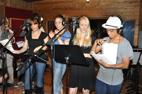 Photo Coverage: ANYTHING GOES Sings for 'Carols for a Cure' Image