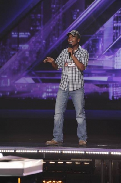 Photo Flash: THE X  FACTOR Visits Chicago & Seattle! Image