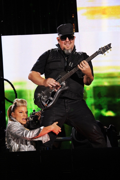 Photo Flash: Chase Presents The Black Eyed Peas Concert 4 NYC at Central Park Image