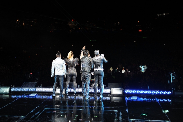Photo Flash: Chase Presents The Black Eyed Peas Concert 4 NYC at Central Park Image