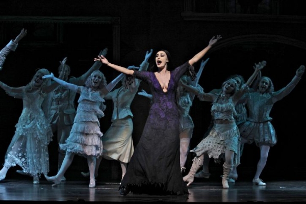 Photo Flash: First Look at THE ADDAMS FAMILY National Tour! Image