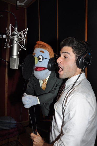 Photo Coverage: AVENUE Q Sings for 'Carols for a Cure' Image