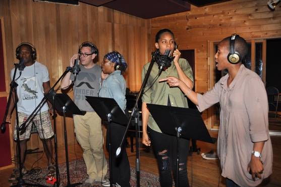 Photo Coverage: THE LION KING Sings for 'Carols for a Cure' Image