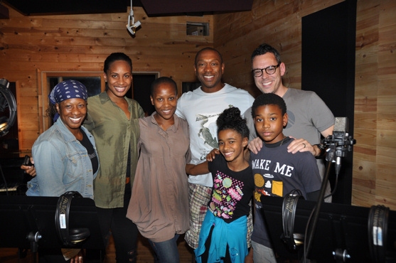Photo Coverage: THE LION KING Sings for 'Carols for a Cure' Image