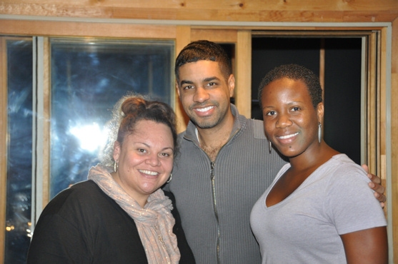 Photo Coverage: PRISCILLA's Anastacia McCleskey Sings for 'Carols for a Cure' Image