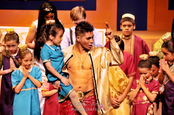 Photo Flash: Theater Works Presents THE KING & I Image