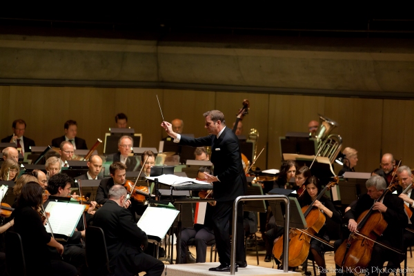 Photo Coverage: Jodi Benson and Hugh Panaro in Concert with the TSO Image