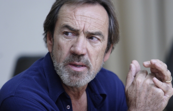 Photo Flash: Joanna Lumley, Robert Lindsay in Rehearsal for THE LION IN WINTER Image