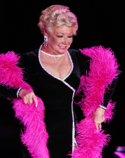 Photo Flash: Mitzi Gaynor Brings RAZZLE DAZZLE to Orleans Showroom Image