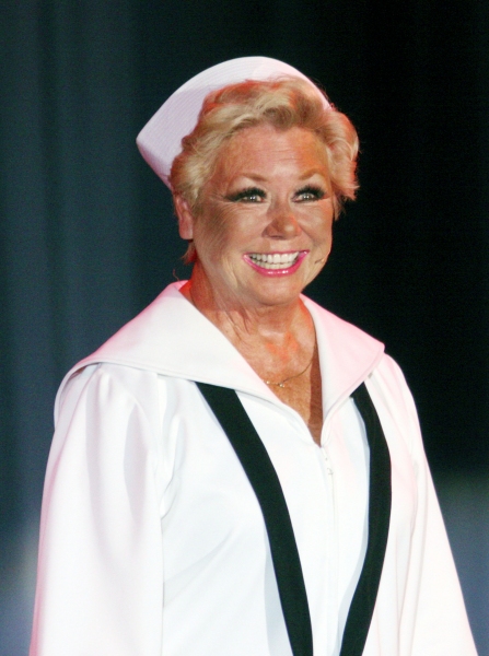Photo Flash: Mitzi Gaynor Brings RAZZLE DAZZLE to Orleans Showroom Image