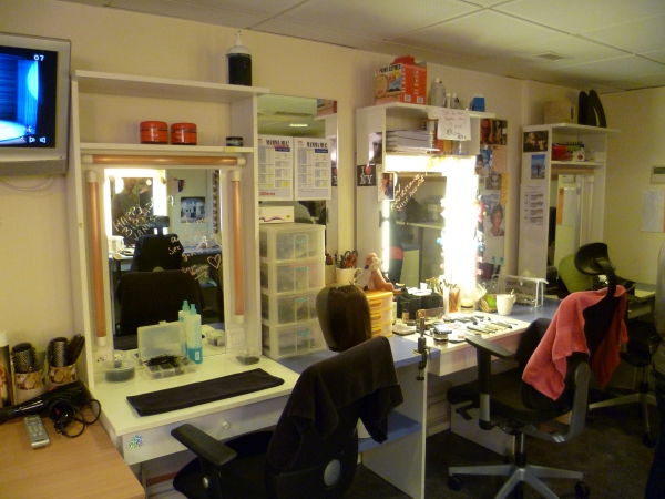 Photo Coverage: Backstage at MAMMA MIA! in Paris! Image