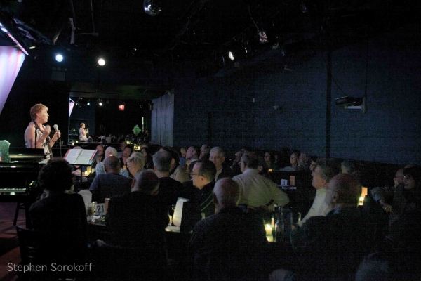 Photo Coverage: Barb Jungr Sings Bob Dylan at the Metropolitan Room Image
