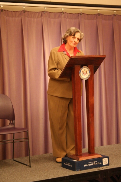 Dana Ivey Photo