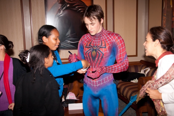 Photo Flash: Mike Myers & Latin American Orphans Visit SPIDER-MAN Image