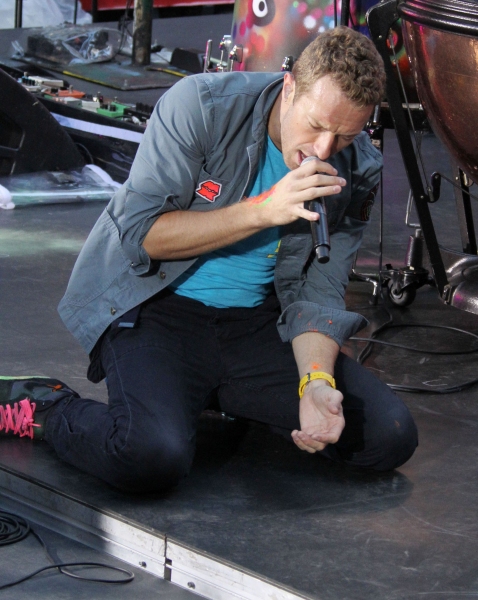 Oct. 21, 2011 - New York, New York, U.S. - Singer CHRIS MARTIN from the band 'Coldpla Photo