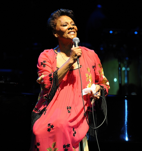 Photo Flash: Dionne Warwick Performs Live in Raleigh 