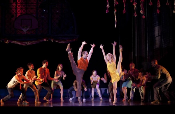 Photo Flash: New Cast Joins WEST SIDE STORY National Tour! 