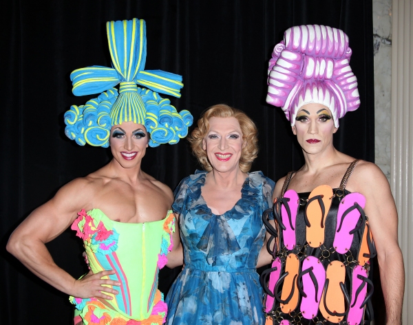 Photo Coverage: Bette Midler's 'Hulaween' Gala Benefit Image