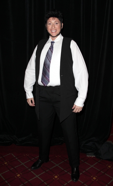 Photo Coverage: Bette Midler's 'Hulaween' Gala Benefit Image