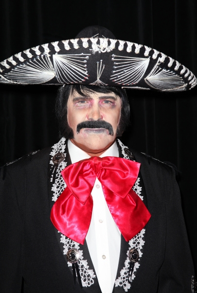 Photo Coverage: Bette Midler's 'Hulaween' Gala Benefit Image