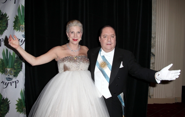 Photo Coverage: Bette Midler's 'Hulaween' Gala Benefit Image