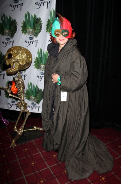 Photo Coverage: Bette Midler's 'Hulaween' Gala Benefit Image