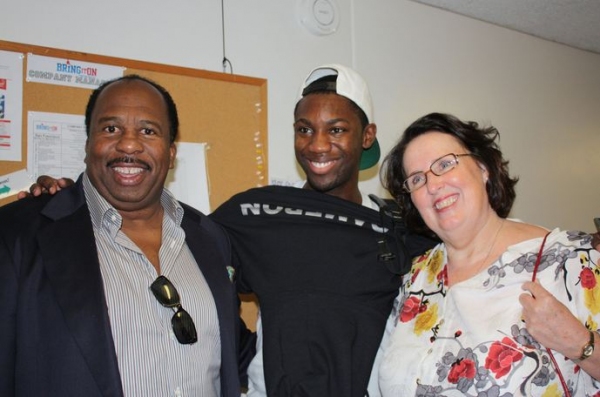 Photo Flash: Cast of THE OFFICE Visits BRING IT ON Image
