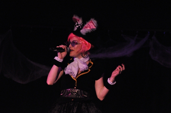 Photo Coverage: Rockers on Broadway Halloween Spooktacular - The Performances! Image