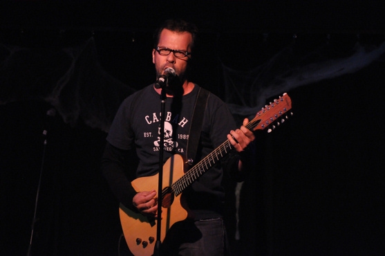 Photo Coverage: Rockers on Broadway Halloween Spooktacular - The Performances! Image
