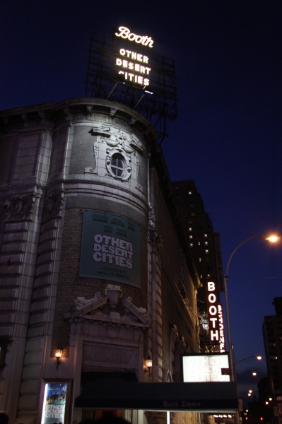 Photo Coverage: OTHER DESERT CITIES Starry Opening Night Theatre Arrivals Image