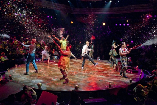 Hunter Parrish and the cast of GODSPELL Photo