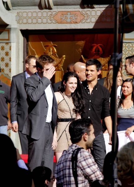 Twilight's Kristen Stewart, Robert Pattinson & Taylor Lautner 
 Photo
