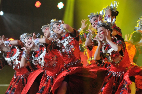 Photo Flash: China Lotus Award Ethnic and Folk Dance Contest 2011  Image