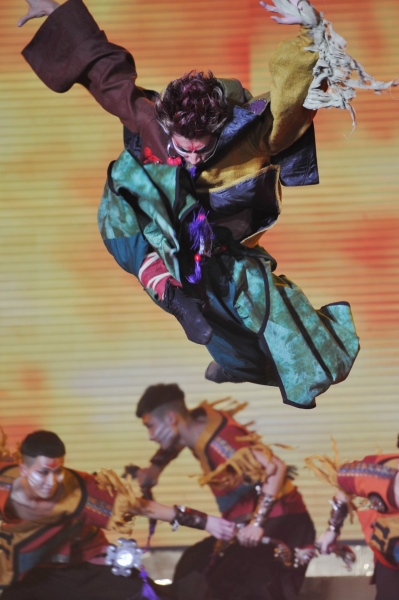 Photo Flash: China Lotus Award Ethnic and Folk Dance Contest 2011  Image