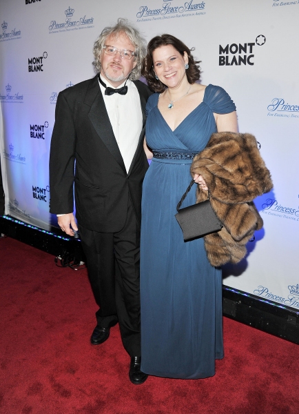 Photo Flash: Julie Andrews, Anne Hathaway, et al. at 2011 Princess Grace Gala 