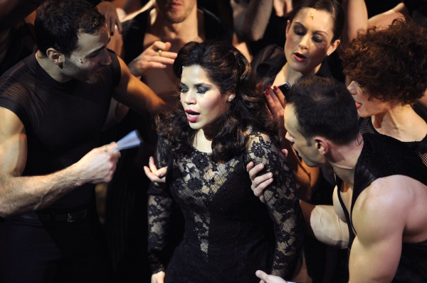 Photo Flash: First Look at America Ferrera in CHICAGO! Image