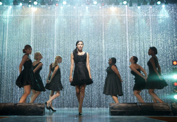 Photo Flash: Photos From GLEE's 'Mash-Off' Episode Image