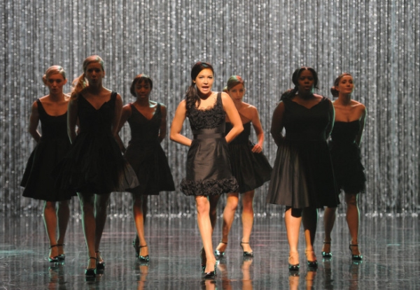 Photo Flash: Photos From GLEE's 'Mash-Off' Episode Image
