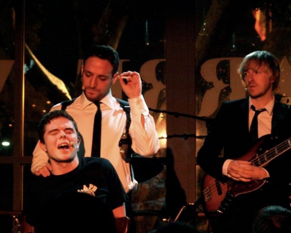 Photo Flash FOR THE RECORD: Tarantino in Concert by Show at Barre Image