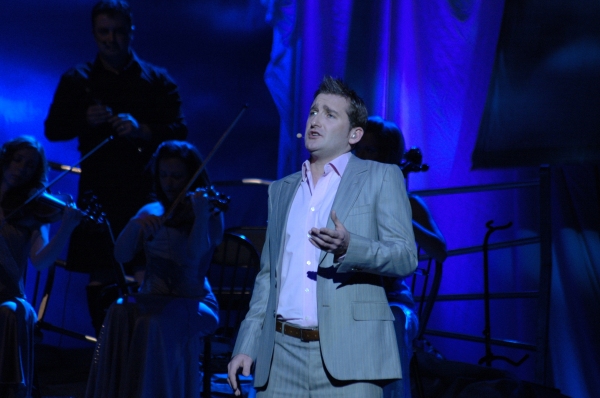 Photo Coverage: Paul Byrom's THIS IS THE MOMENT Tours Plays On 