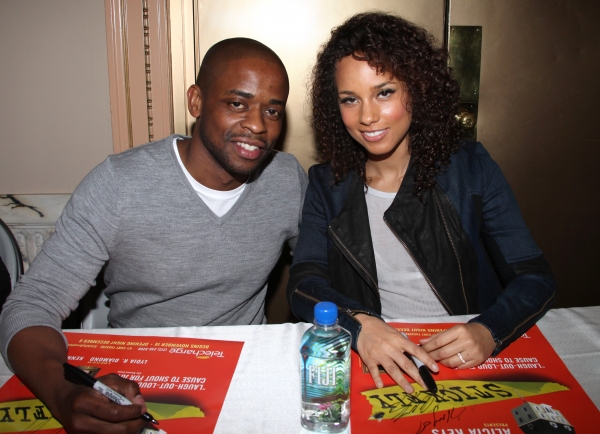 Photo Coverage: Alicia Keys Meets with STICK FLY Fans! Image