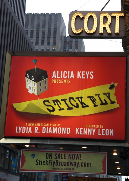 Photo Coverage: Alicia Keys Meets with STICK FLY Fans! Image