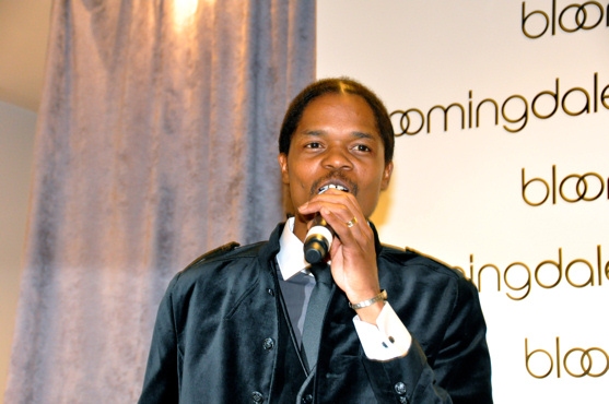 Photo Coverage: Midtown Men, Martha Wash, PRISCILLA Perform at  Bloomingdale's Holiday Window Unveiling Image