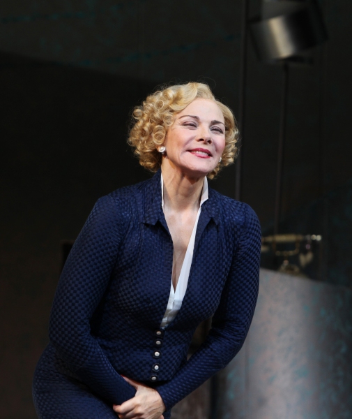 Photo Coverage: PRIVATE LIVES Broadway Opening Night Curtain Call! Image