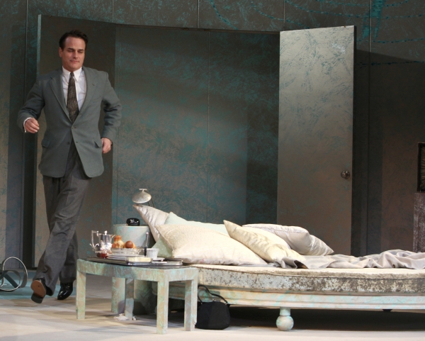 Photo Coverage: PRIVATE LIVES Broadway Opening Night Curtain Call! Image