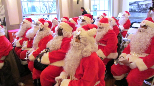 Photo Flash: Patrick Page Visits Sidewalk Santa School Image