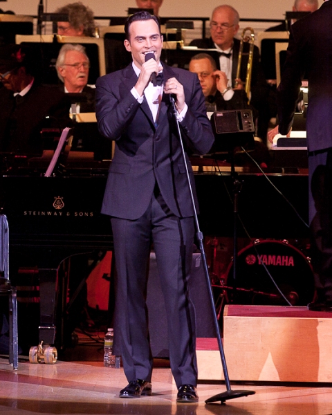 Photo Coverage: Cheyenne Jackson Performs at Carnegie Hall Image